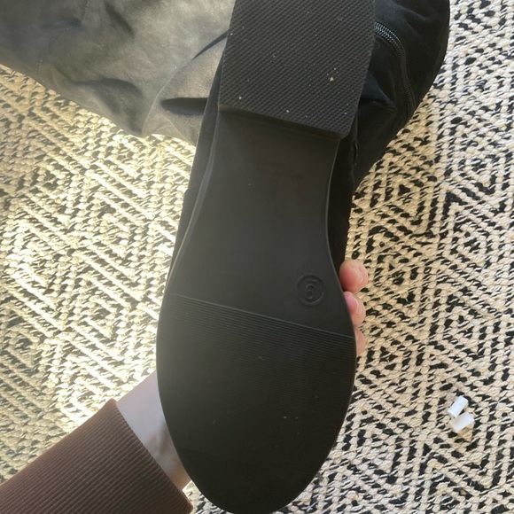 AE over the knee boots - Picture 5 of 6